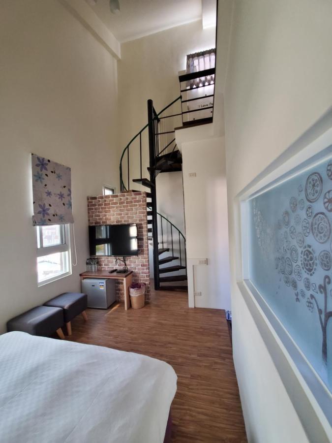 Stone Home Bed And Breakfast T'ai-tung Exterior foto