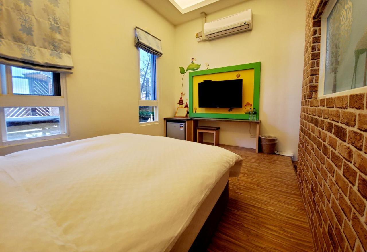 Stone Home Bed And Breakfast T'ai-tung Exterior foto